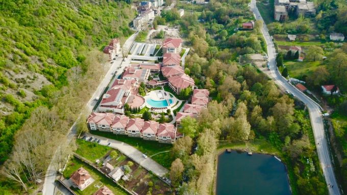 Дългосрочен наем в Парк Хотел Пирин – гр.Сандански