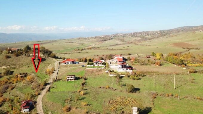 Продава имот в с.Ласкарево
